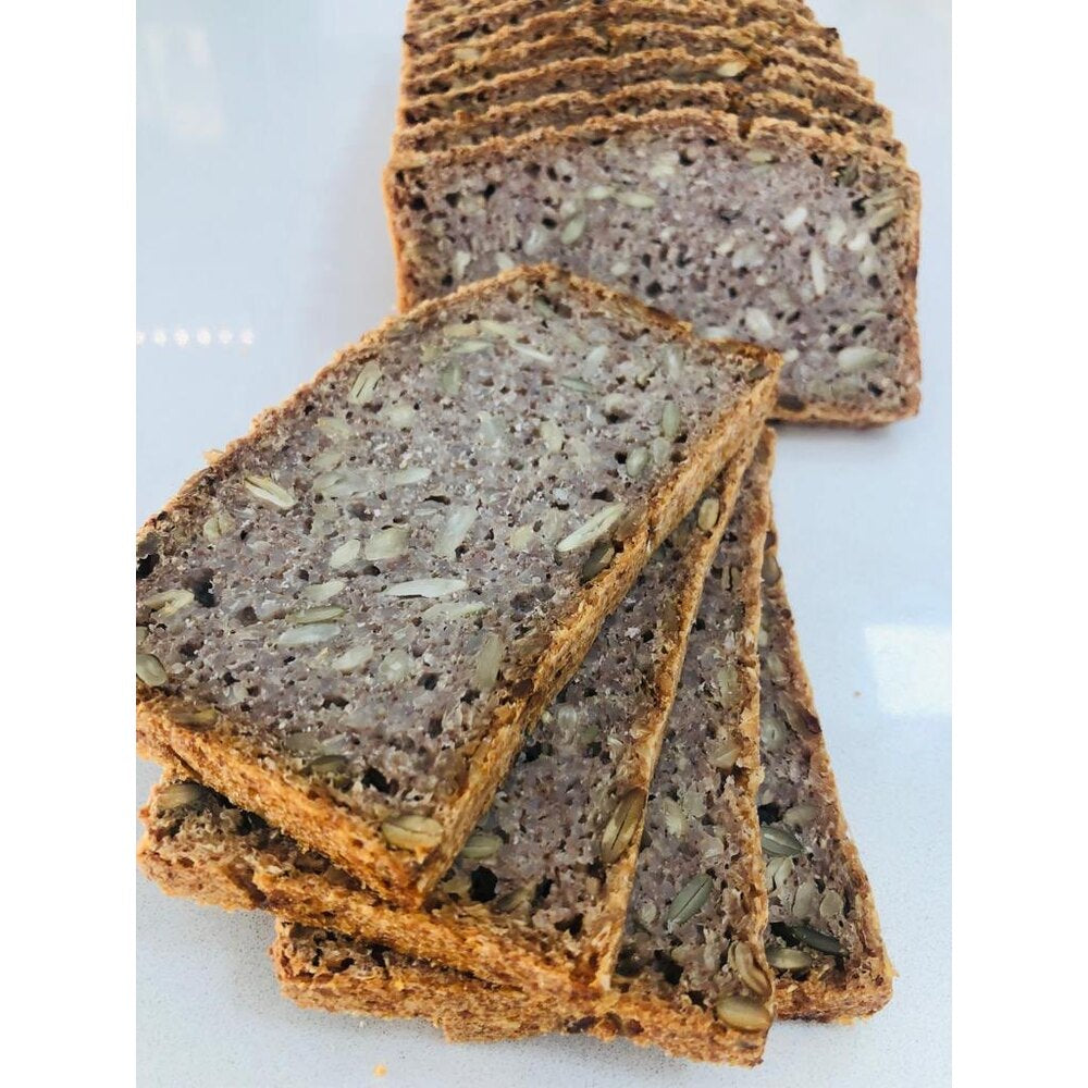 JUNN Glutensiz  Aktive Karabuğday Ekmeği Çekirdekli 500 g