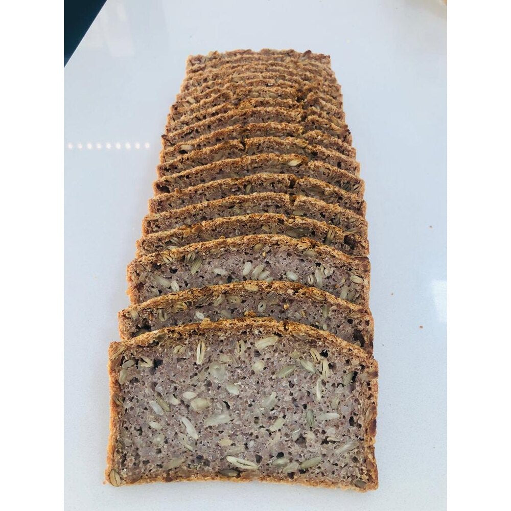 JUNN Glutensiz  Aktive Karabuğday Ekmeği Çekirdekli 500 g