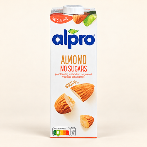 ALPRO Badem Sütü-Şekersiz 1 L – stüdyo çekimi