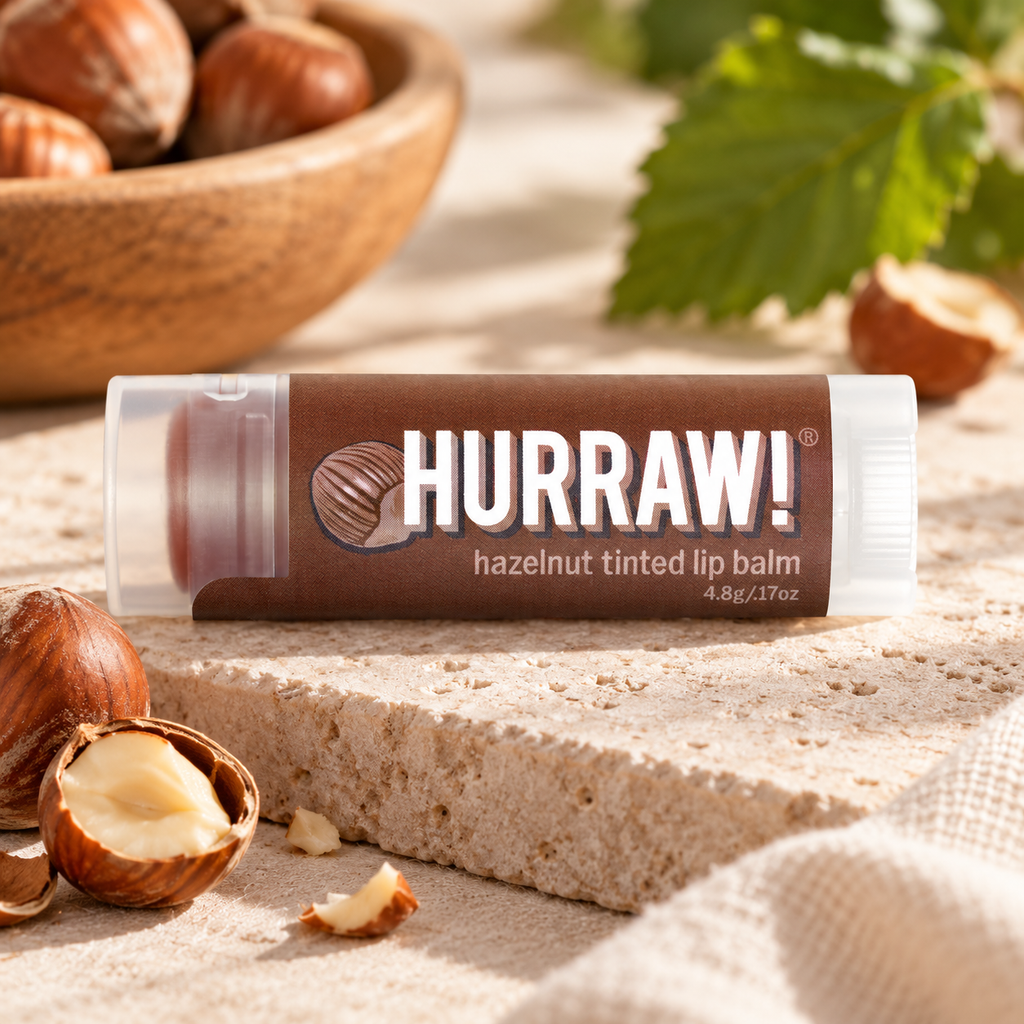 HURRAW Tinted Hazelnut Lip balm / Fındıklı Renk Veren Dudak Koruyucu – sunum önerisi