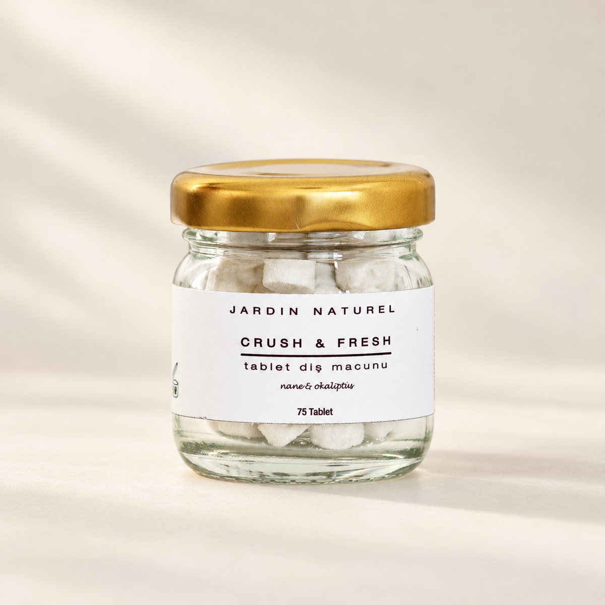 JARDIN NATUREL Crush & Fresh Diş Macunu Tableti Nane Okaliptus 75 adet – stüdyo çekimi