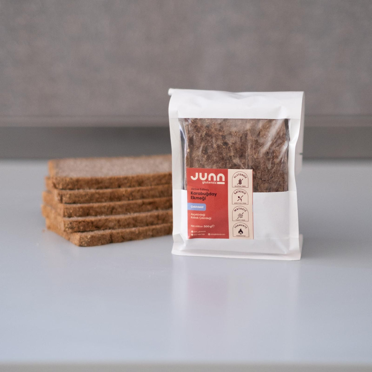 JUNN Glutensiz Aktive Karabuğday Ekmeği Çekirdekli 500 g