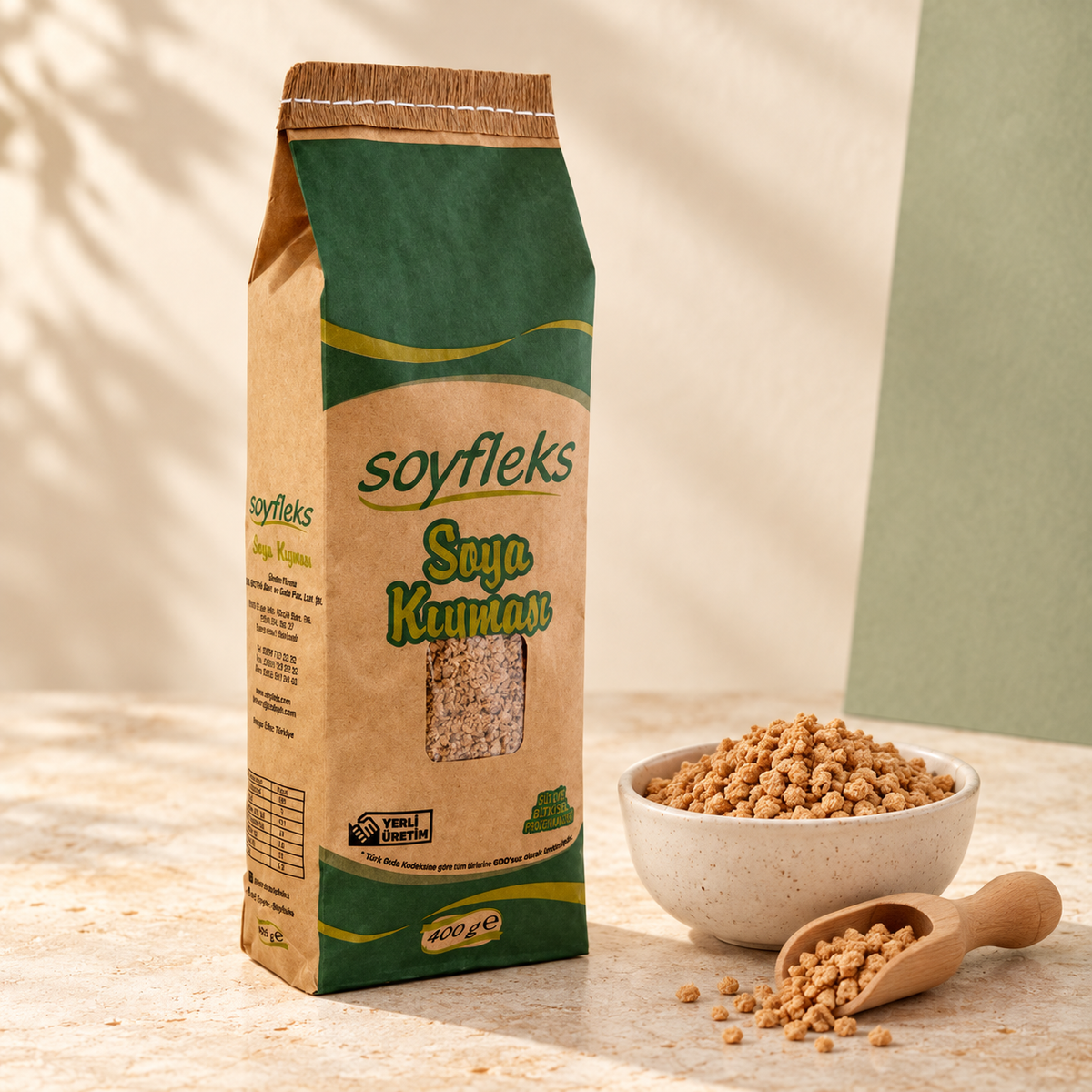 SOYFLEKS Soya Kıyma 400 g, kuru soya granülleriyle sunum
