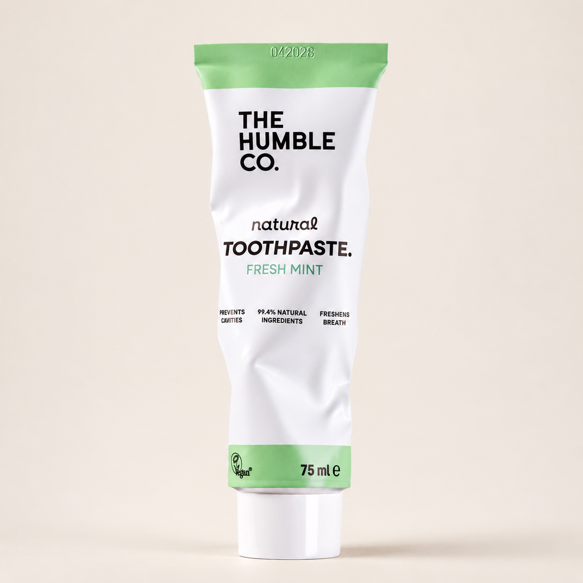 THE HUMBLE CO Taze Naneli Diş Macunu 75 ml – stüdyo çekimi