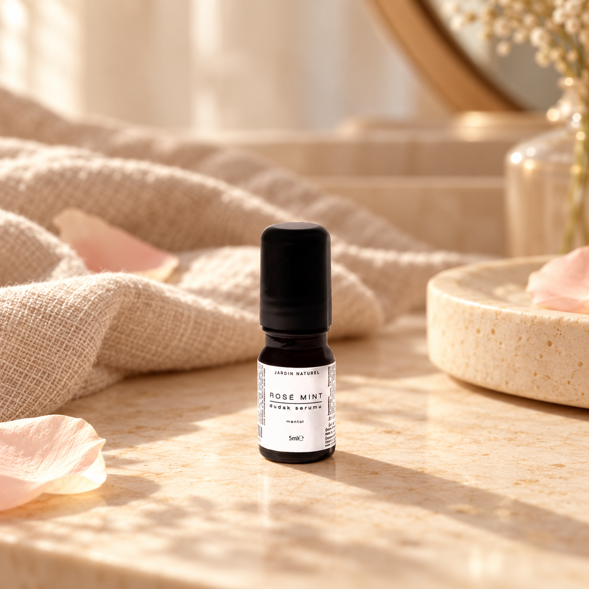 JARDIN NATUREL Rosé Mint Dudak Serumu 5 ml – sunum önerisi