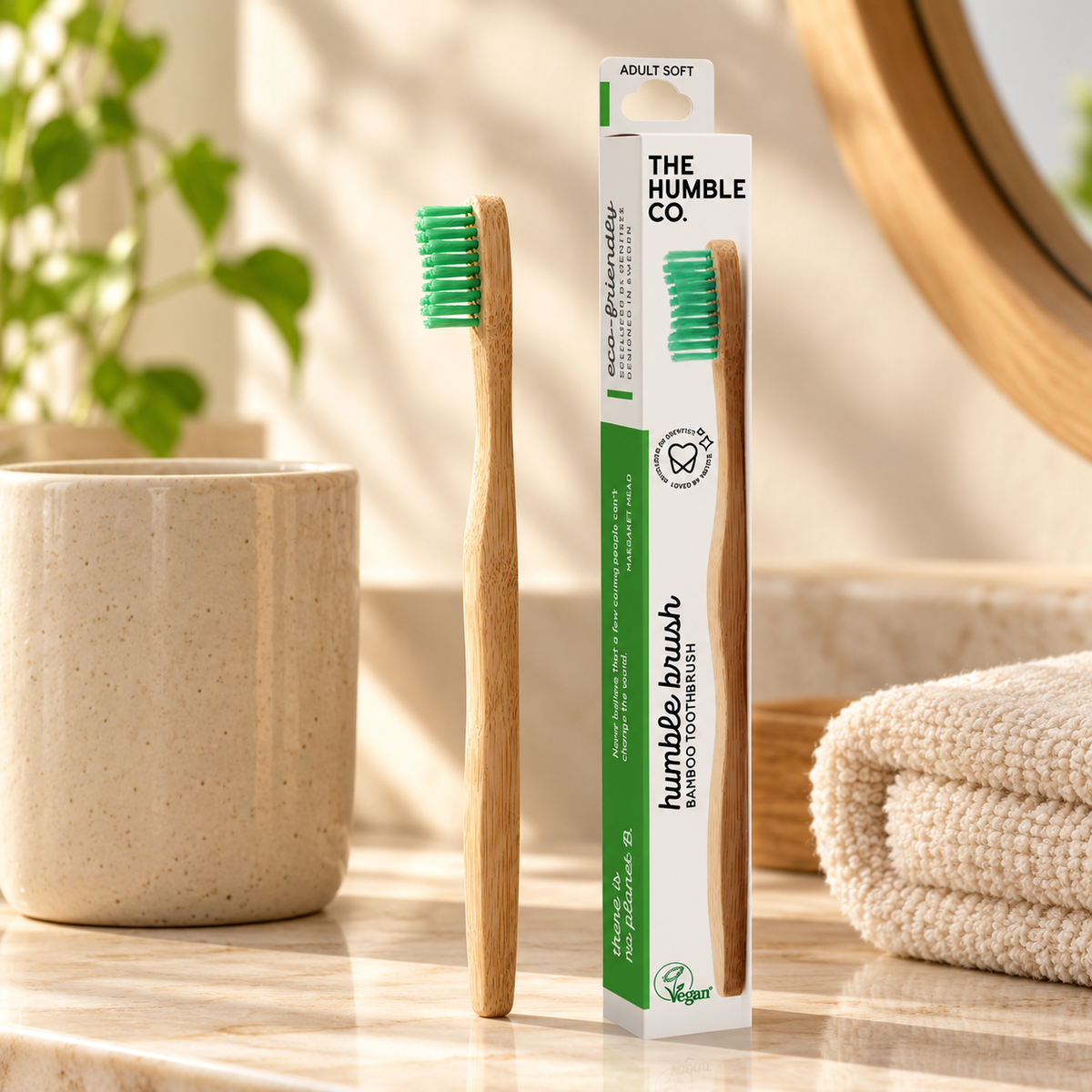 HUMBLE BRUSH Yetişkin Bambu Diş Fırçası Yumuşak YEŞİL – sunum önerisi