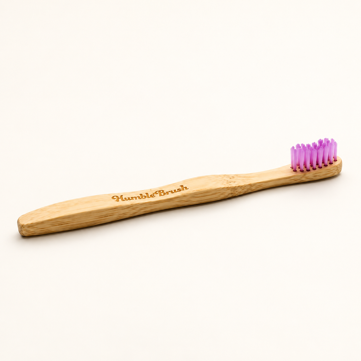 HUMBLE BRUSH Bambu Çocuk Diş Fırçası Ultra Soft-Çok Yumuşak MOR – stüdyo çekimi