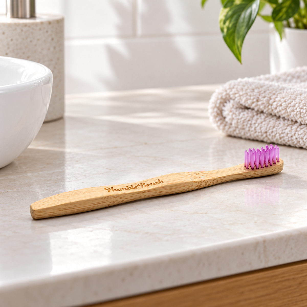 HUMBLE BRUSH Bambu Çocuk Diş Fırçası Ultra Soft-Çok Yumuşak MOR – sunum önerisi
