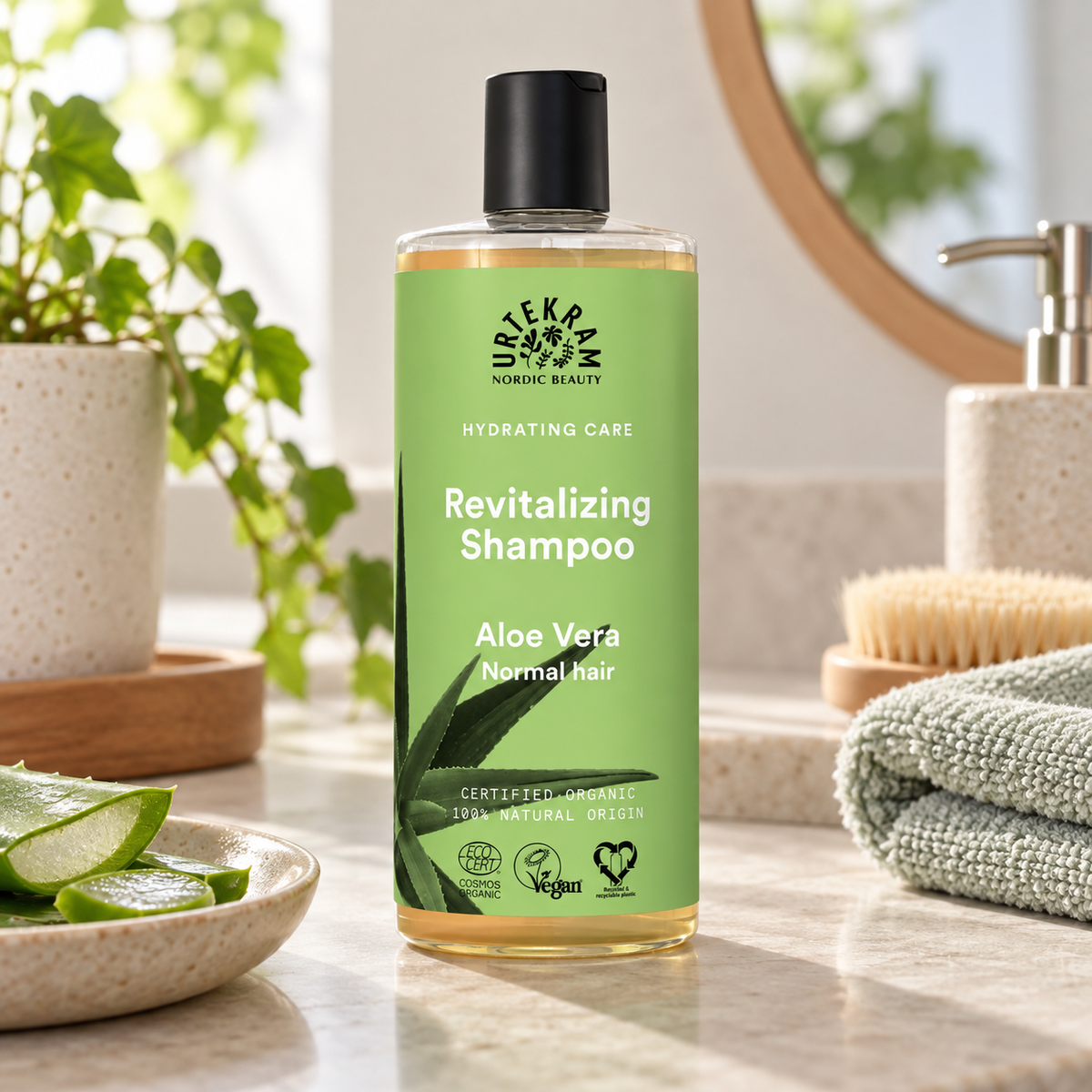 URTEKRAM Organik Aloe Vera Şampuan 500 ml – sunum önerisi