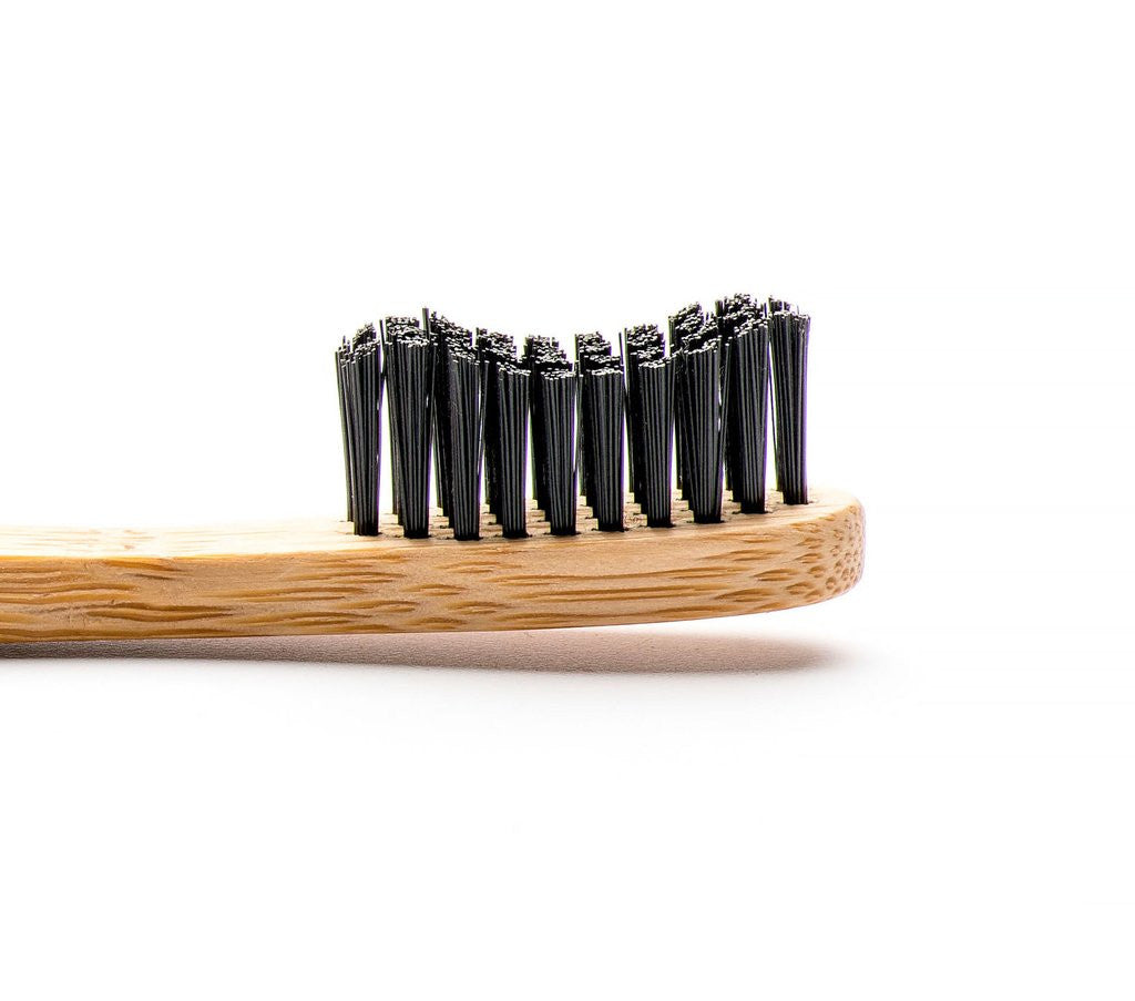 HUMBLE BRUSH Bambu Yetişkin Diş Fırçası Soft-Yumuşak SİYAH