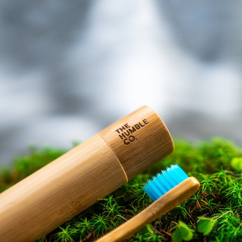 THE HUMBLE CO Çocuk Boy Bambu Diş Fırçası Saklama Kabı